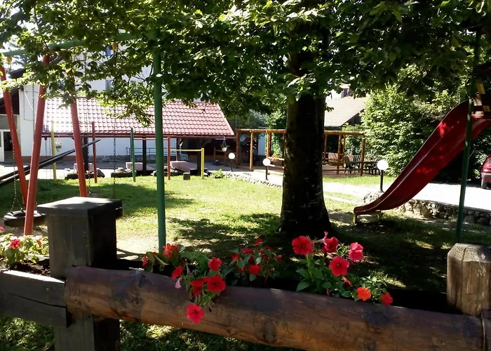 Oda ve Kahvaltı Arnika
