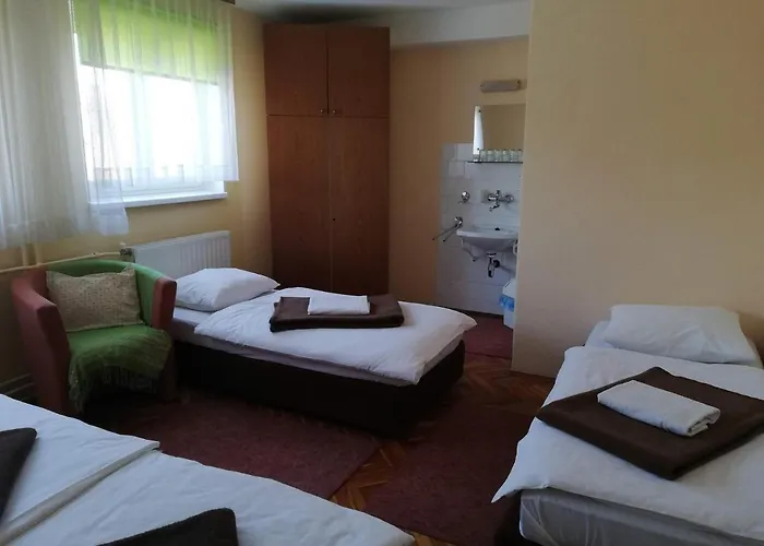 Arnika Oda ve Kahvaltı