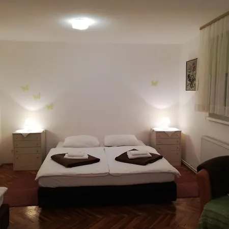 Bed & Breakfast Arnika *
